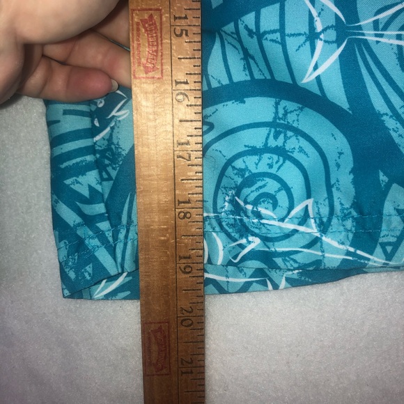 Black Tip Board Shorts Size Med Swim Trunks - Picture 7 of 7